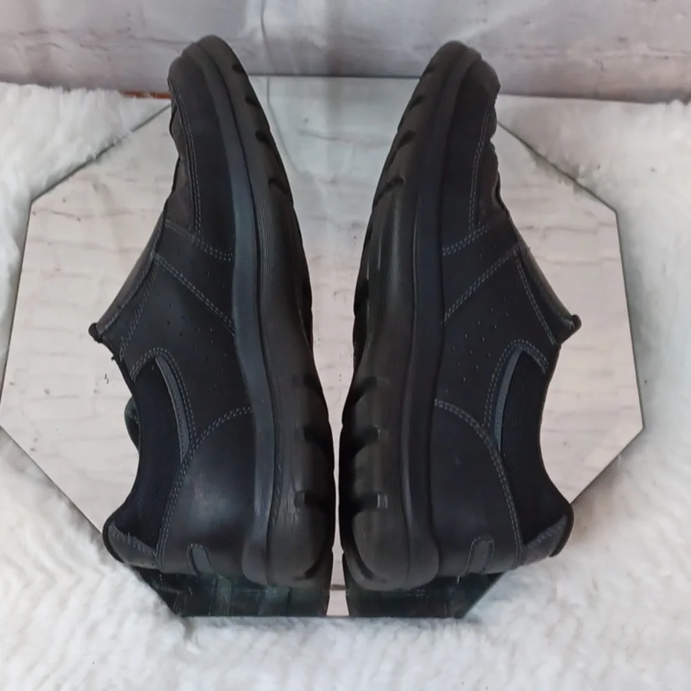 Rockport Men's Black Comfort Slip-on Memory Foam Shoes sz 9  M